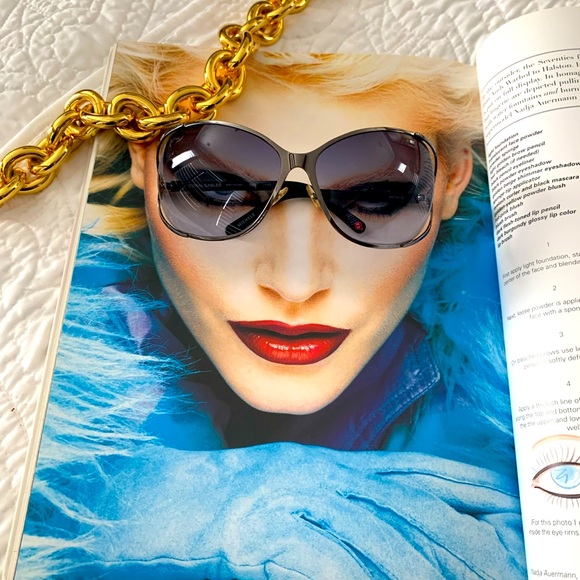 MICHELE Sunglasses Oversized - Picture 15 of 15